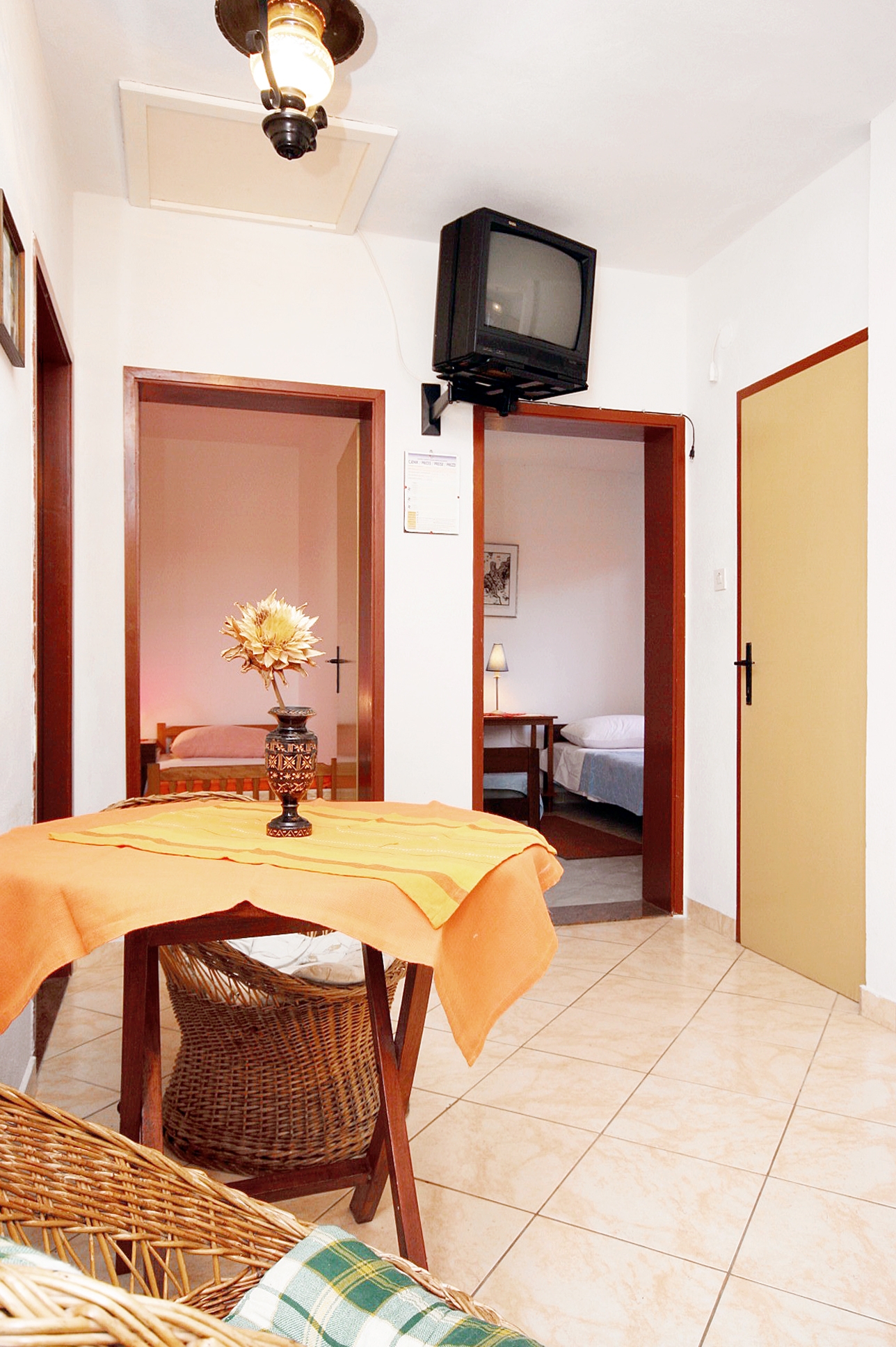 Two bedroom apartment with terrace Podaca, Makarska  A-a