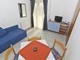 Obývací pokoj Brela, Obývací pokoj v ubytování typu apartment, s klimatizací, domácí mazlíčci povoleni a WiFi.