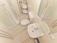 Salle de bain 2 Brela, Salle de bain 2 dans l’hébergement en type apartment, animaux acceptés et WiFi.