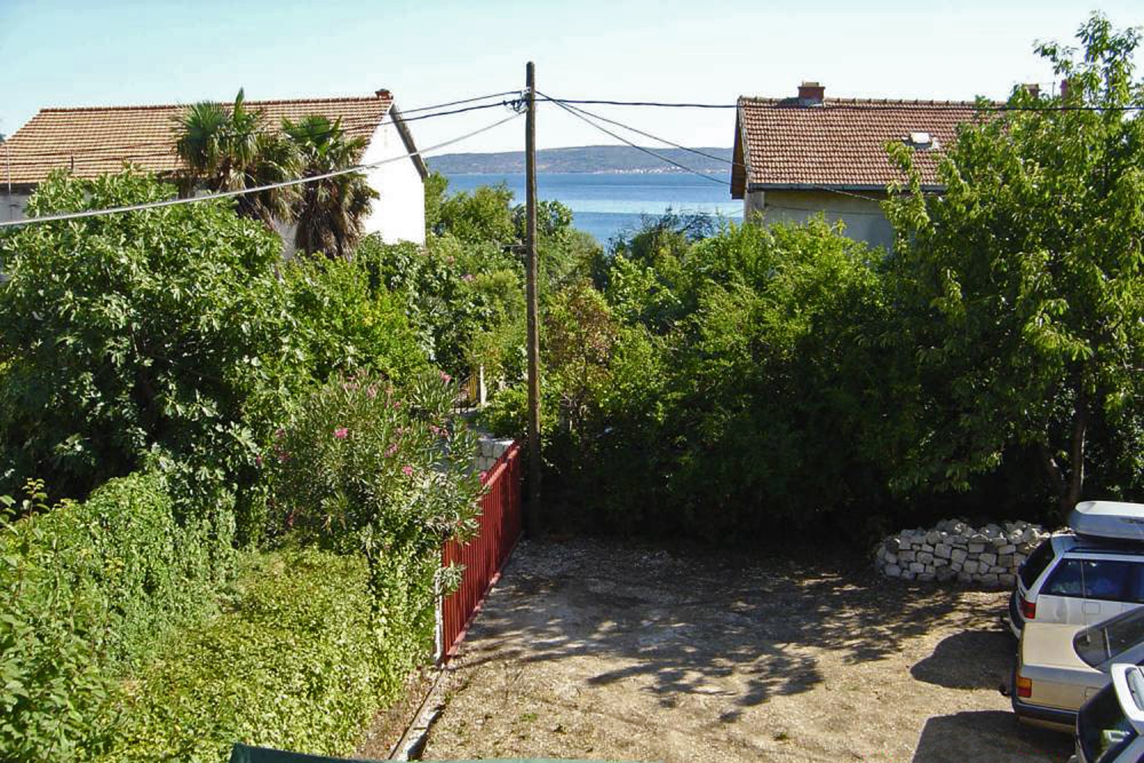 Three bedroom apartment with balcony and sea view Kaštel Stari, Kaštela  A-a
