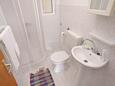 Ванная комната Slatine, Ванная комната в размещении типа apartment.