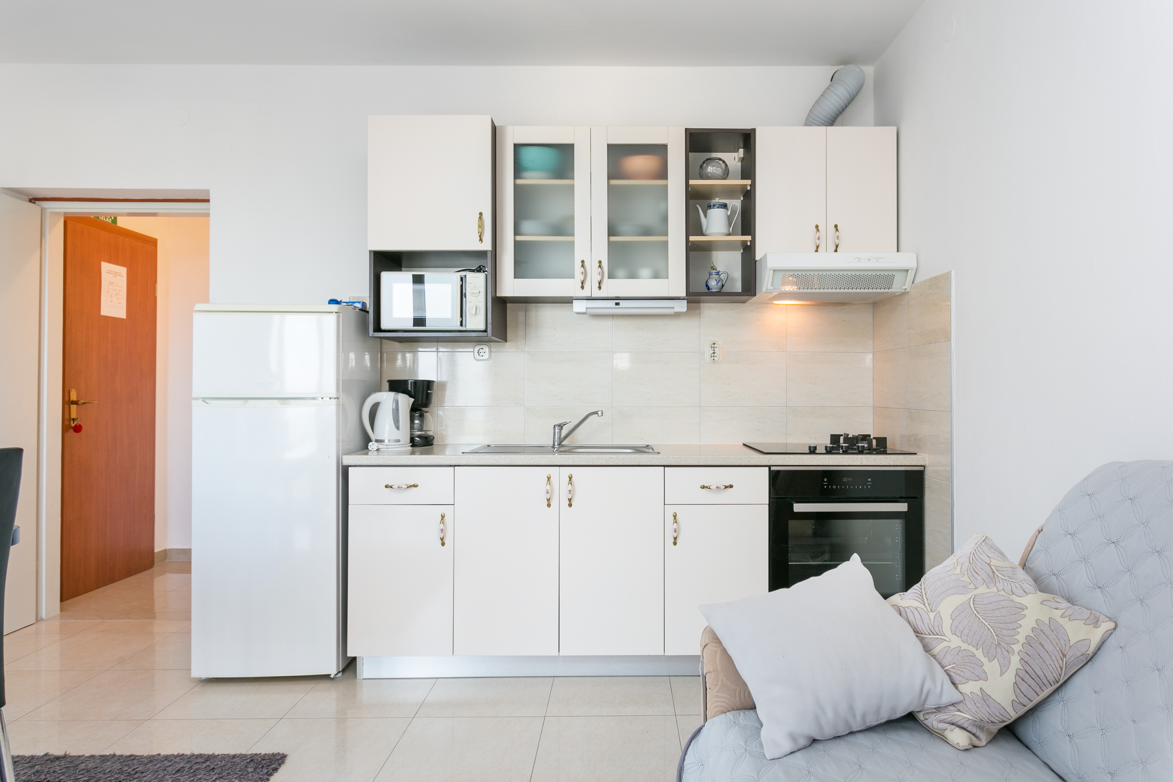 Jednosobni apartman s terasom i pogledom na more Podstrana, Split  A-a