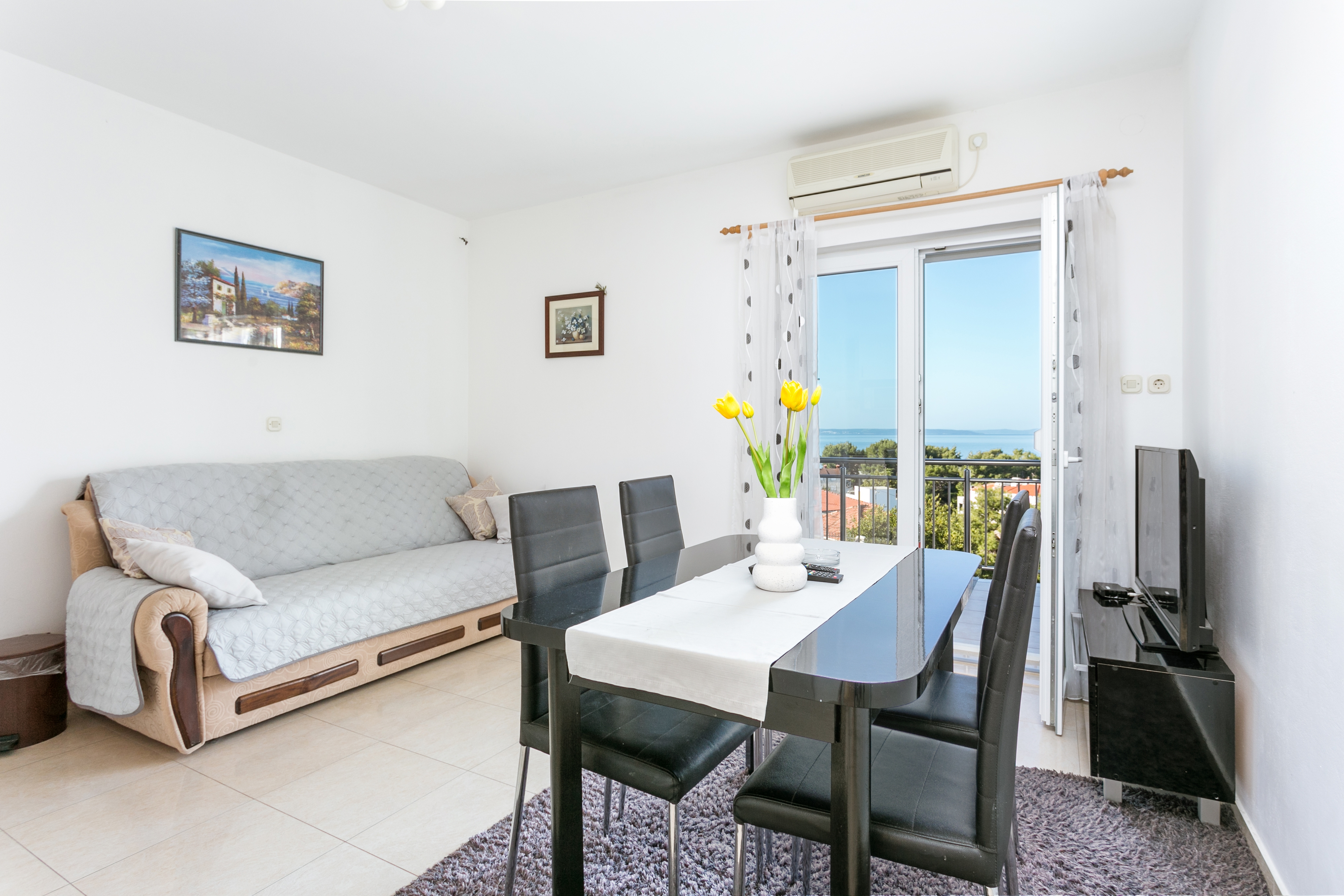 Jednosobni apartman s terasom i pogledom na more Podstrana, Split  A-a