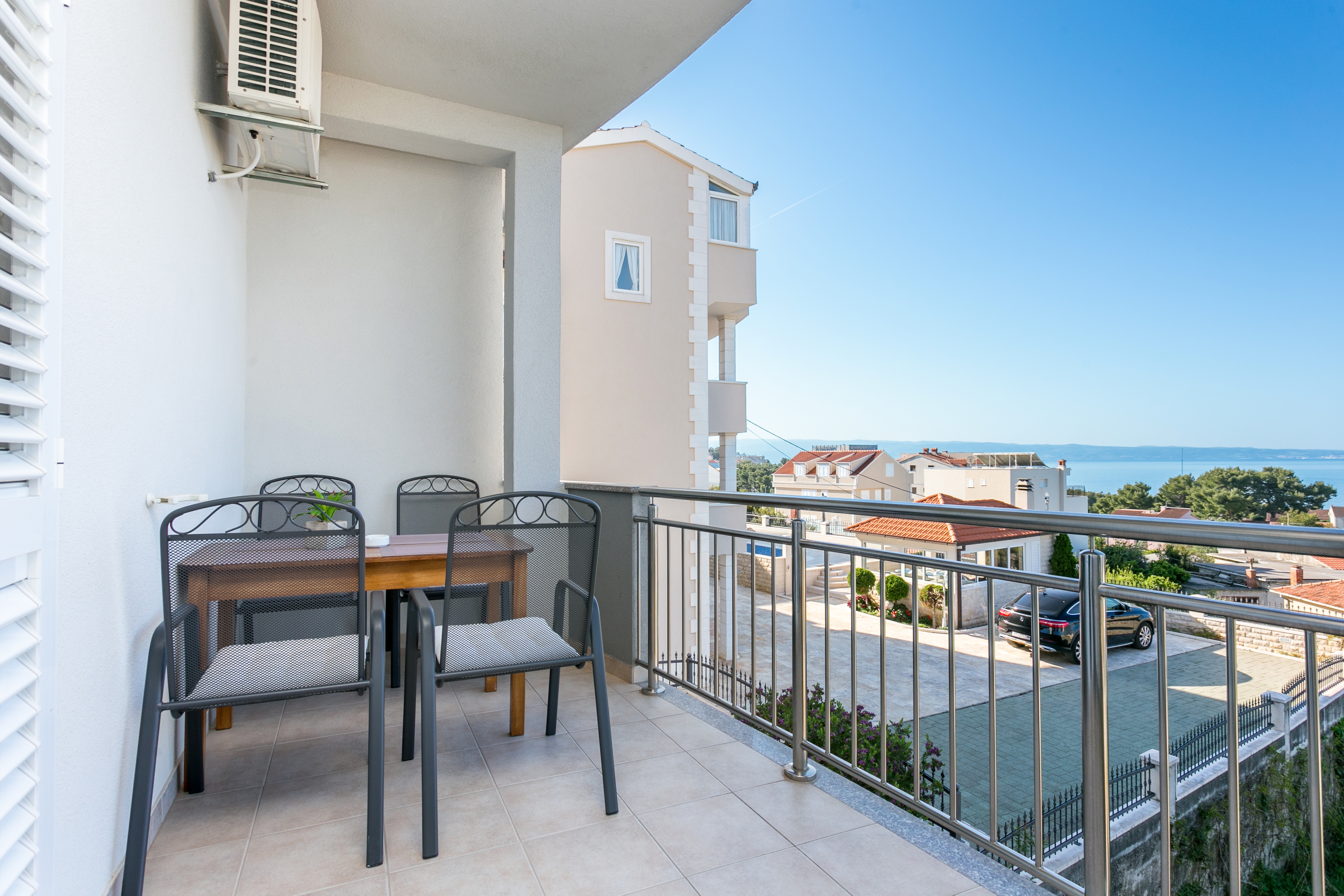 Jednosobni apartman s terasom i pogledom na more Podstrana, Split  A-a