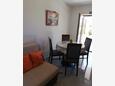 Dining room Podstrana, Dining room in the apartment, air condition available and WiFi.