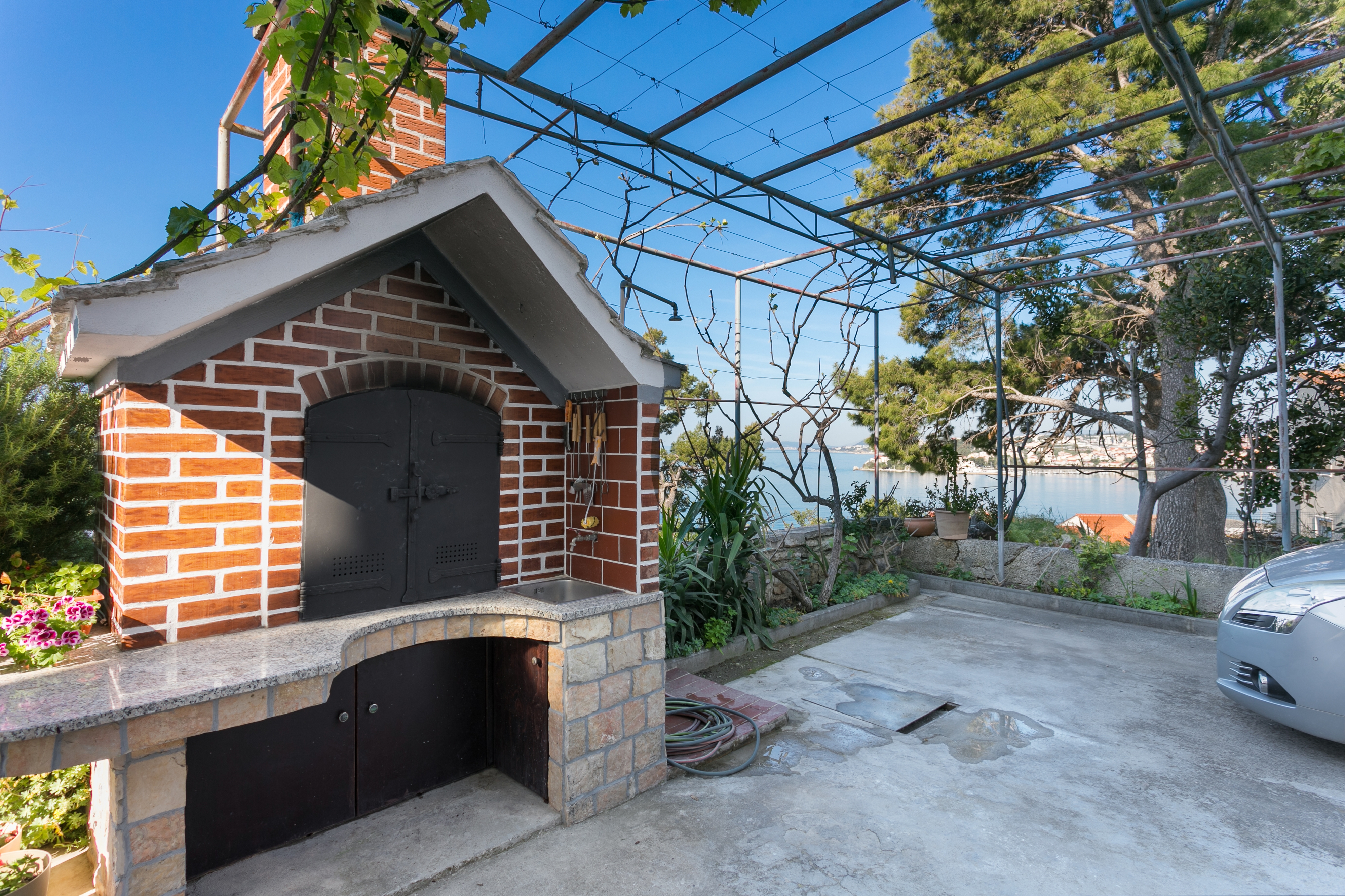 Jednosobni apartman s terasom i pogledom na more Podstrana, Split  A-b