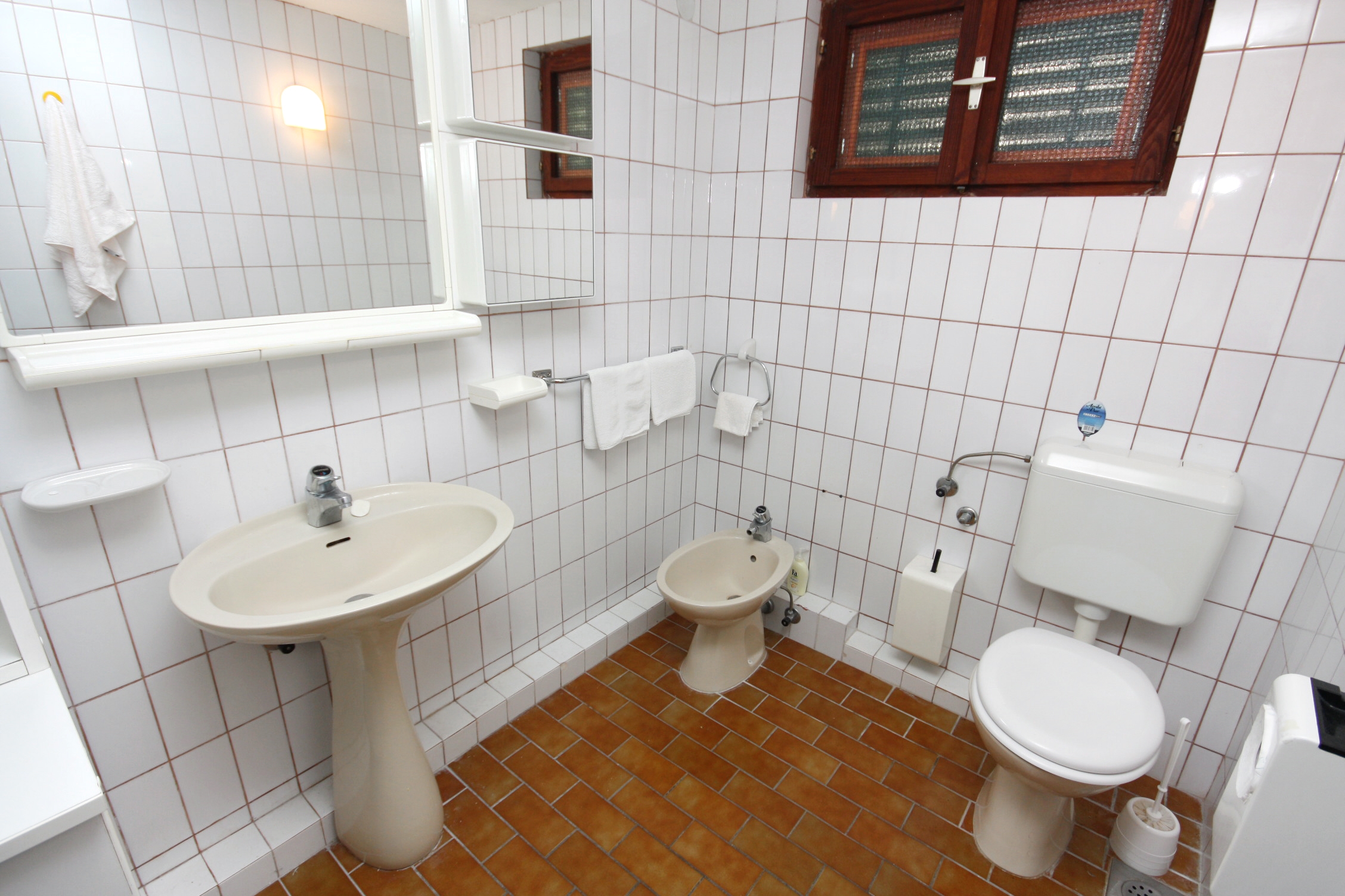 Three bedroom apartment with terrace and sea view Podgora, Makarska  A-a