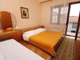 Bedroom 1 Podgora, Bedroom 1 in the apartment, air condition available and WiFi.