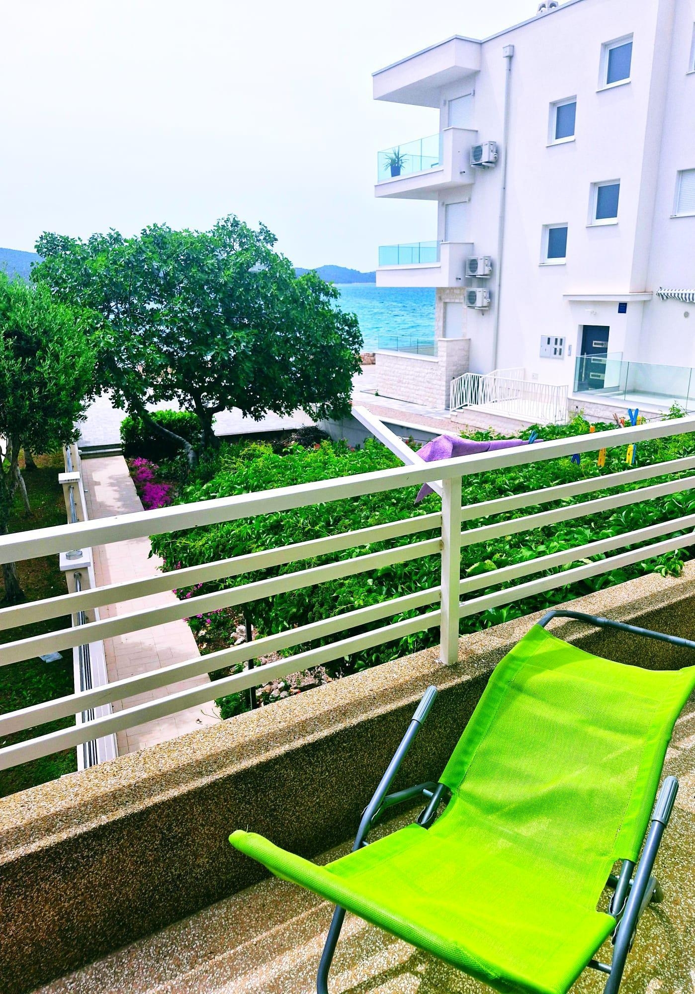Two bedroom apartment near beach Žaborić, Šibenik  A-a