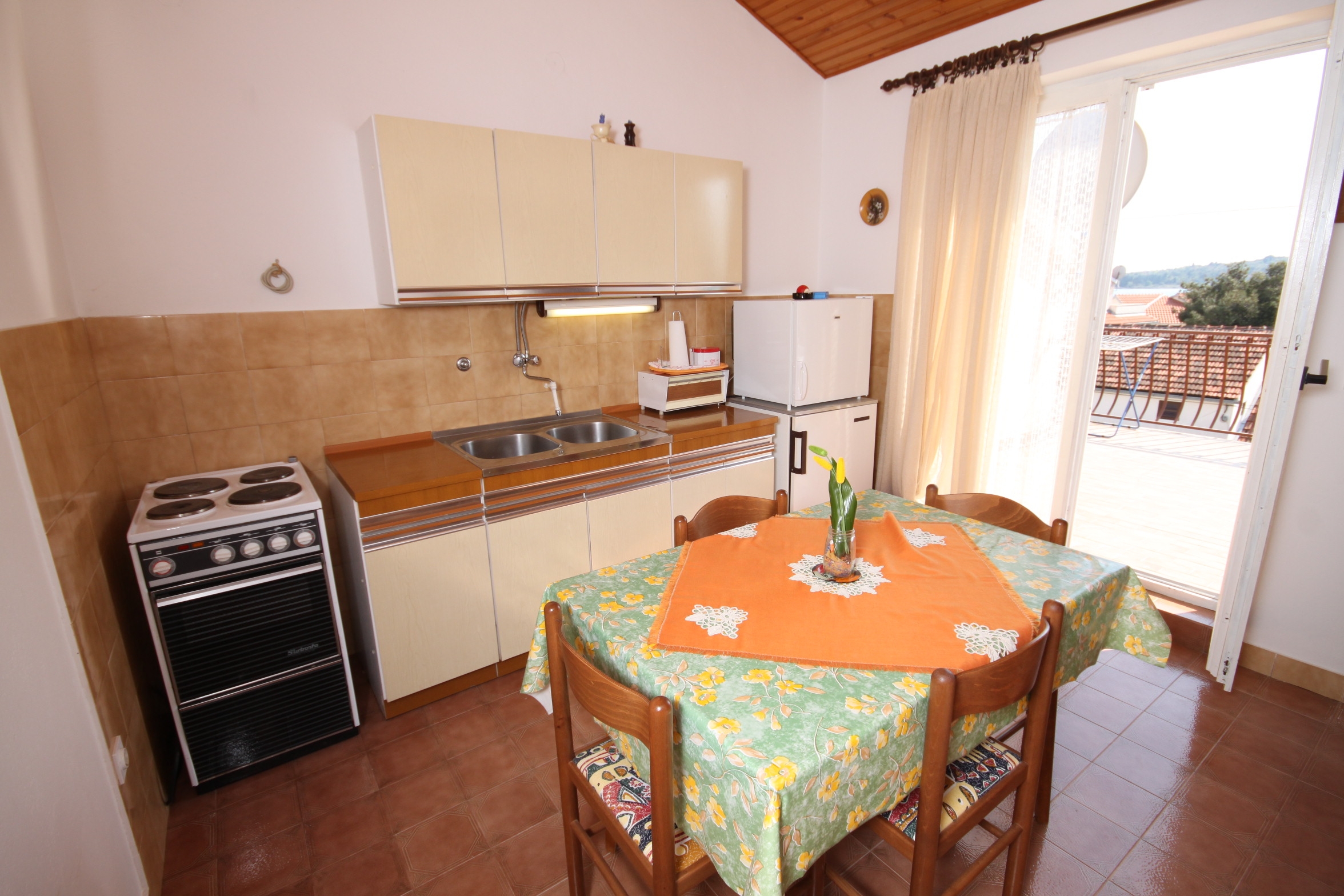 Three bedroom apartment with terrace and sea view Srima - Vodice, Vodice (A-6099-b) Three bedroom apartment with terrace and sea view Srima - Vodice, Vodice (A-6099-b)