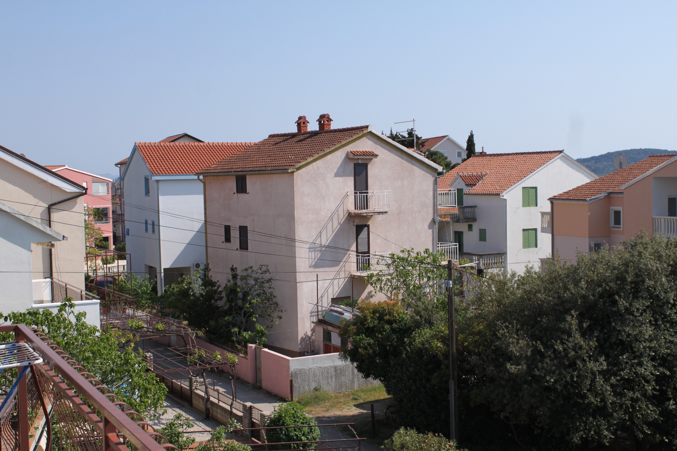 Three bedroom apartment with terrace and sea view Srima - Vodice, Vodice  A-b