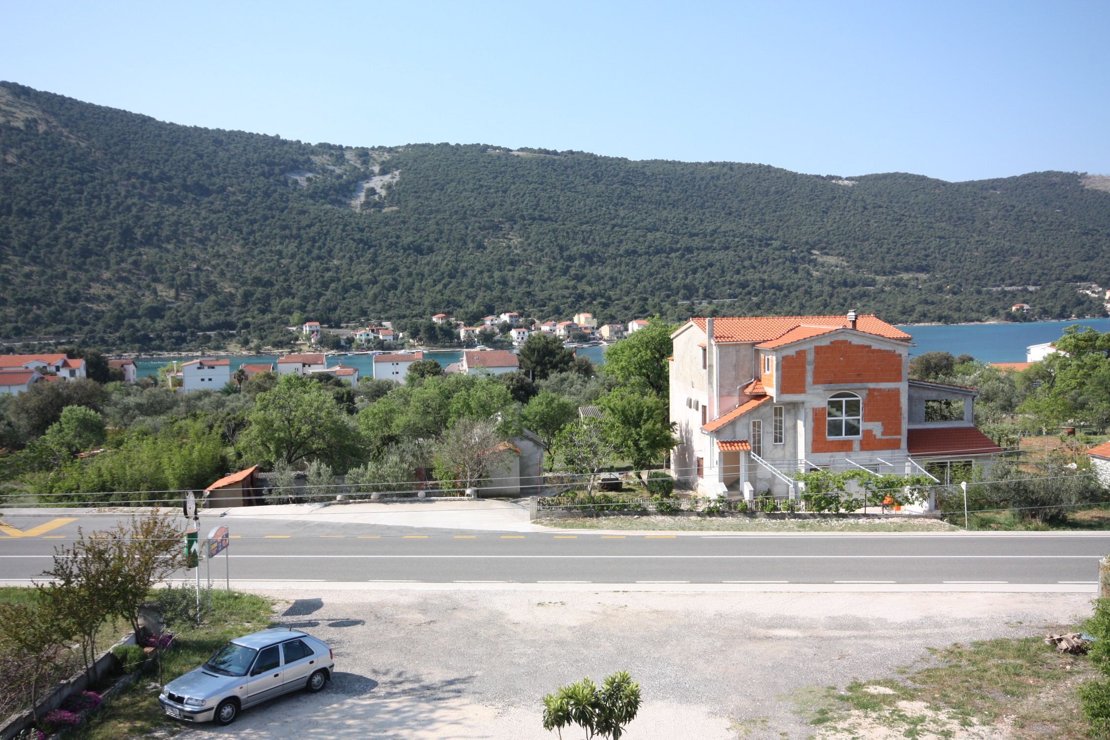 Three bedroom apartment with terrace and sea view Grebaštica, Šibenik  A-a