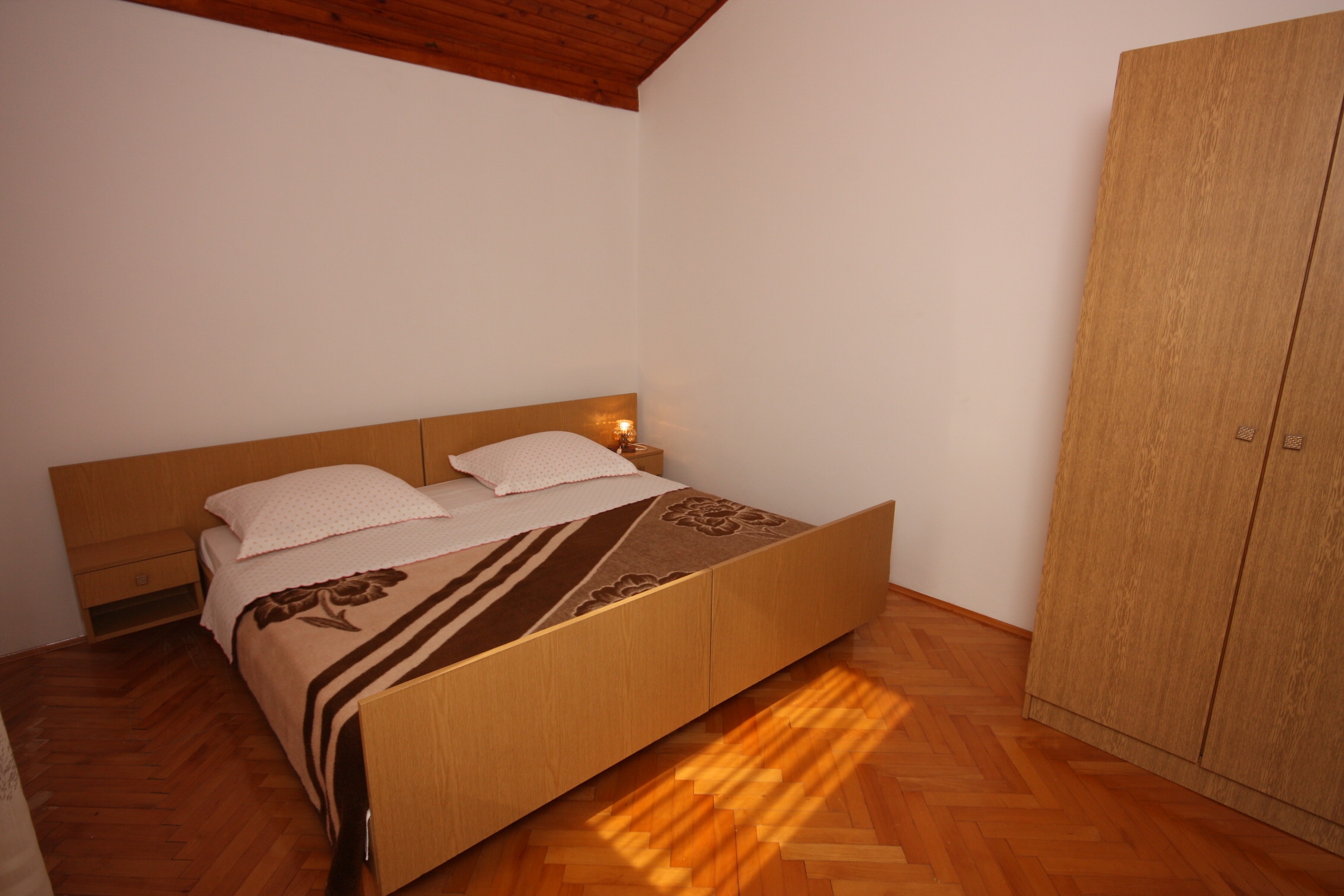 Three bedroom apartment with terrace and sea view Grebaštica, Šibenik  A-a