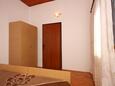 Grebaštica, Ložnice 3 v ubytování typu apartment, domácí mazlíčci povoleni a WiFi.
