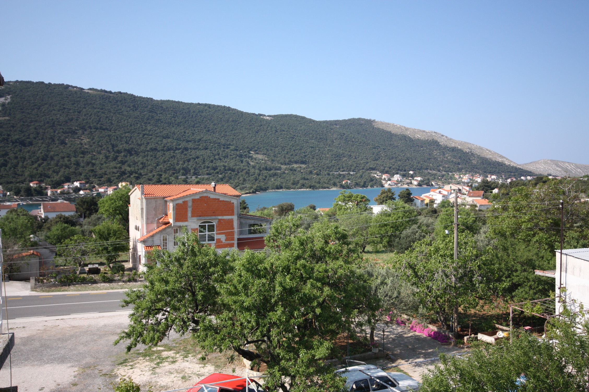 Three bedroom apartment with terrace and sea view Grebaštica, Šibenik  A-a
