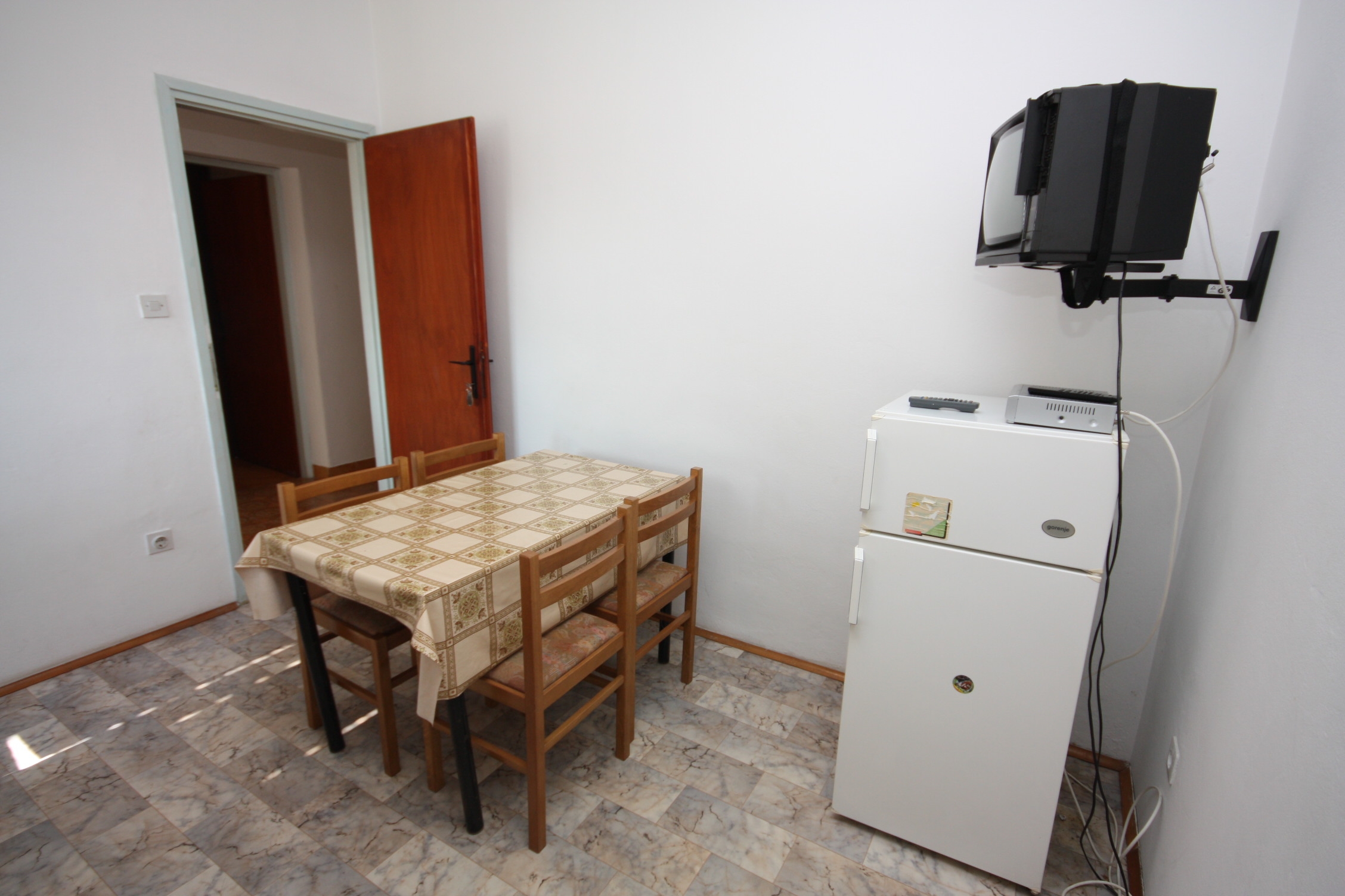 Two bedroom apartment with terrace and sea view Grebaštica, Šibenik (A-6103-b)