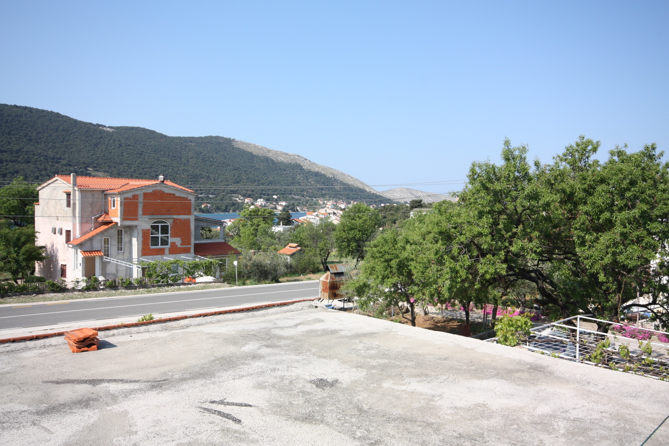 Two bedroom apartment with terrace and sea view Grebaštica, Šibenik  A-b