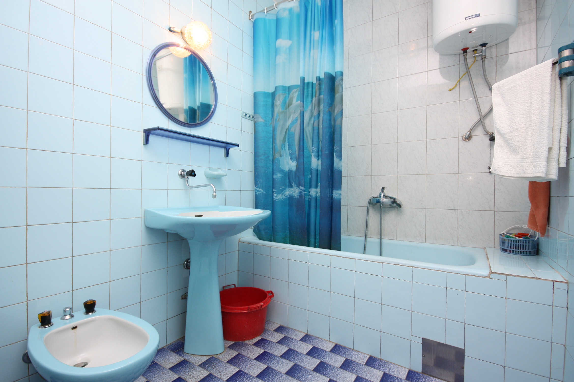 Two bedroom apartment near beach Tisno, Murter  A-a