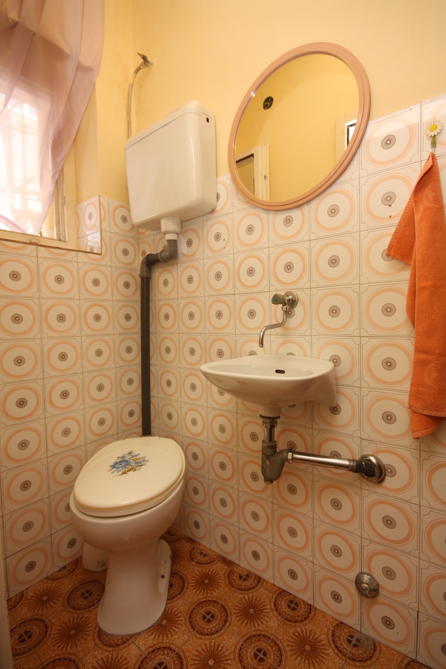 Two bedroom apartment near beach Tisno, Murter  A-a