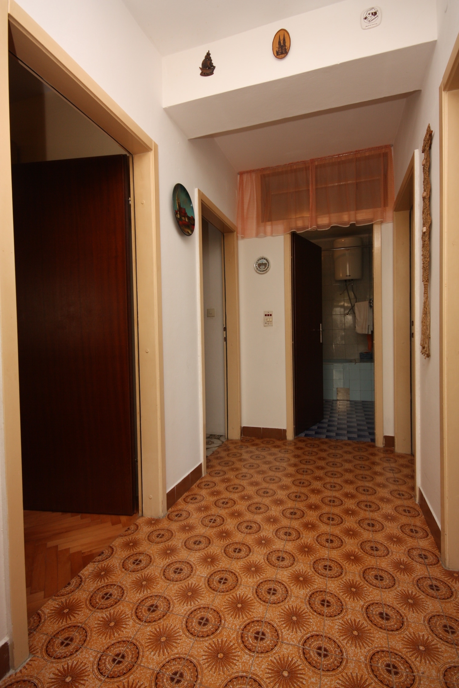 Two bedroom apartment near beach Tisno, Murter  A-a