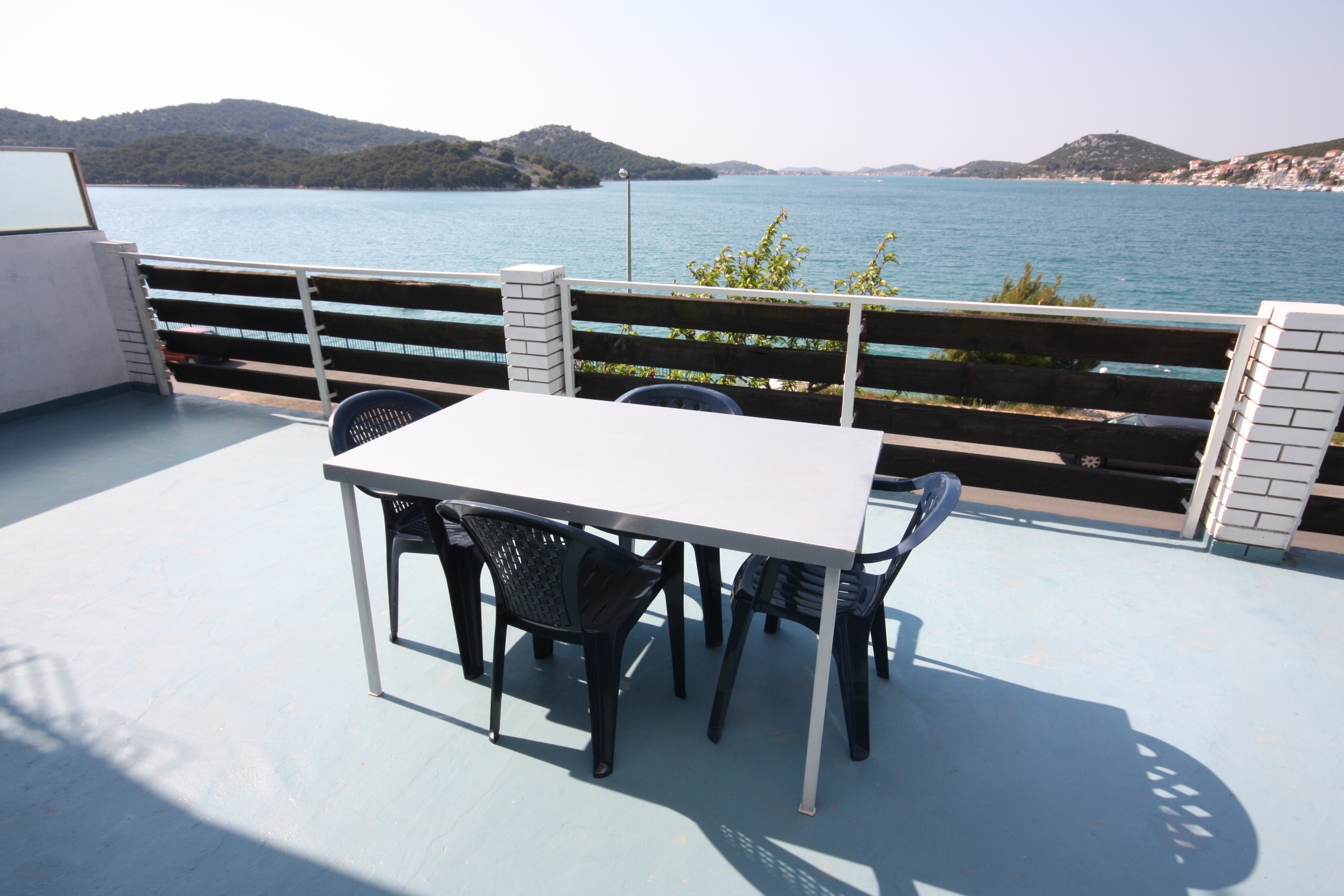 Two bedroom apartment near beach Tisno, Murter (A-6106-a) Two bedroom apartment near beach Tisno, Murter (A-6106-a)