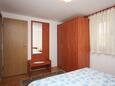 Vinišće, Slaapkamer 2 in the apartment, (pet friendly) en WiFi.