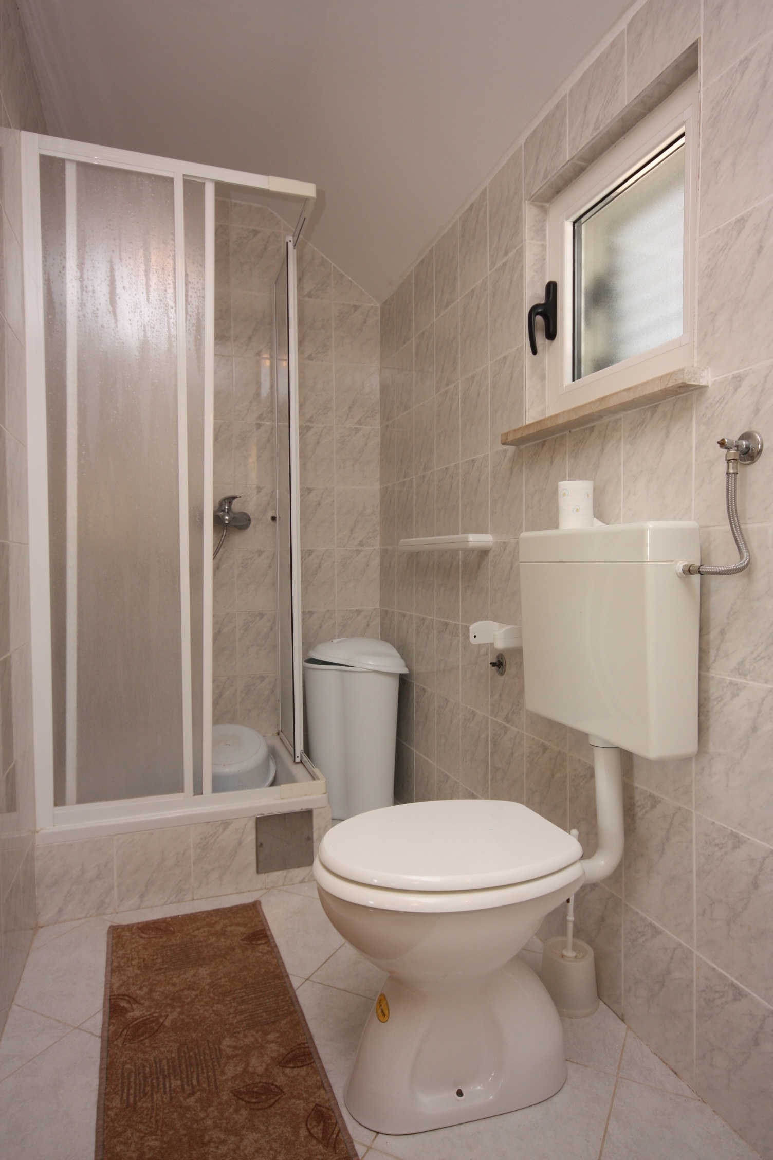 One bedroom apartment with balcony and sea view Vinišće, Trogir (A-6117-b)