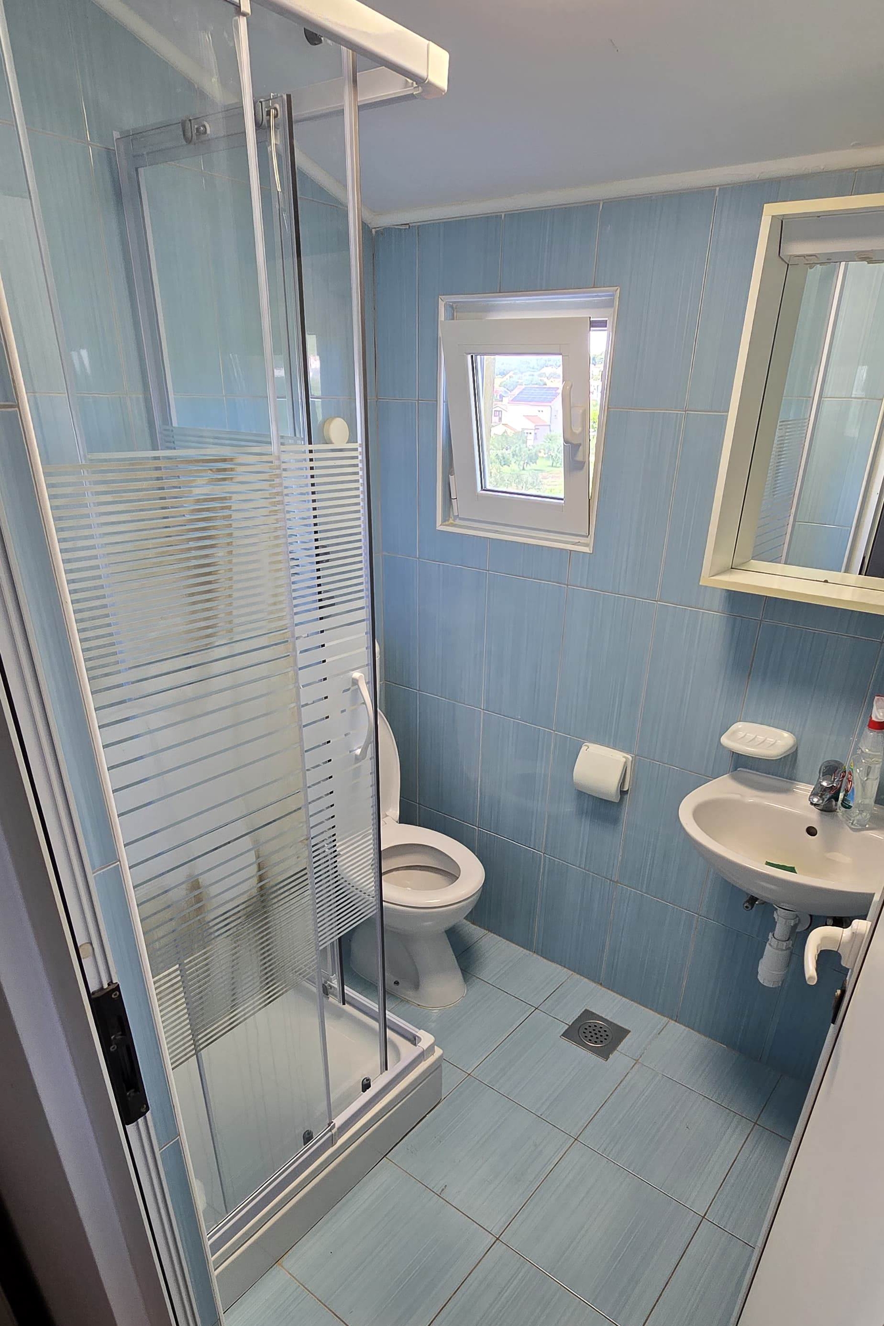Four bedroom apartment with balcony Bibinje, Zadar (A-6121-a)