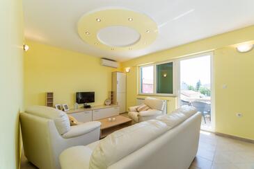 Bibinje, Obývací pokoj v ubytování typu apartment, s klimatizací a WiFi.