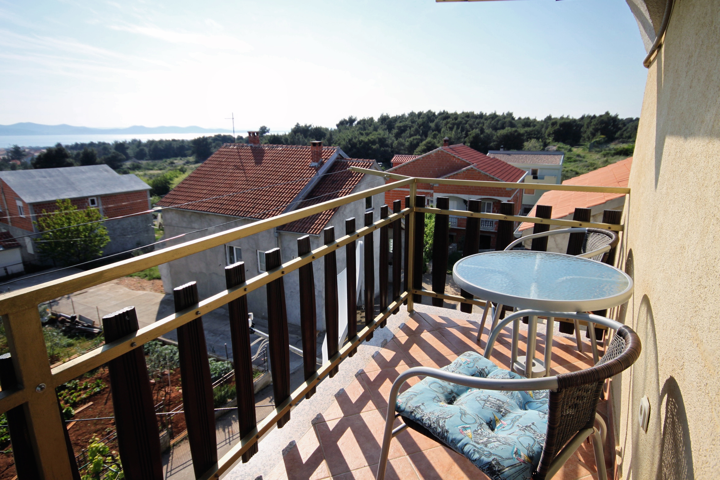 One bedroom apartment with balcony and sea view Zadar (A-6128-a)