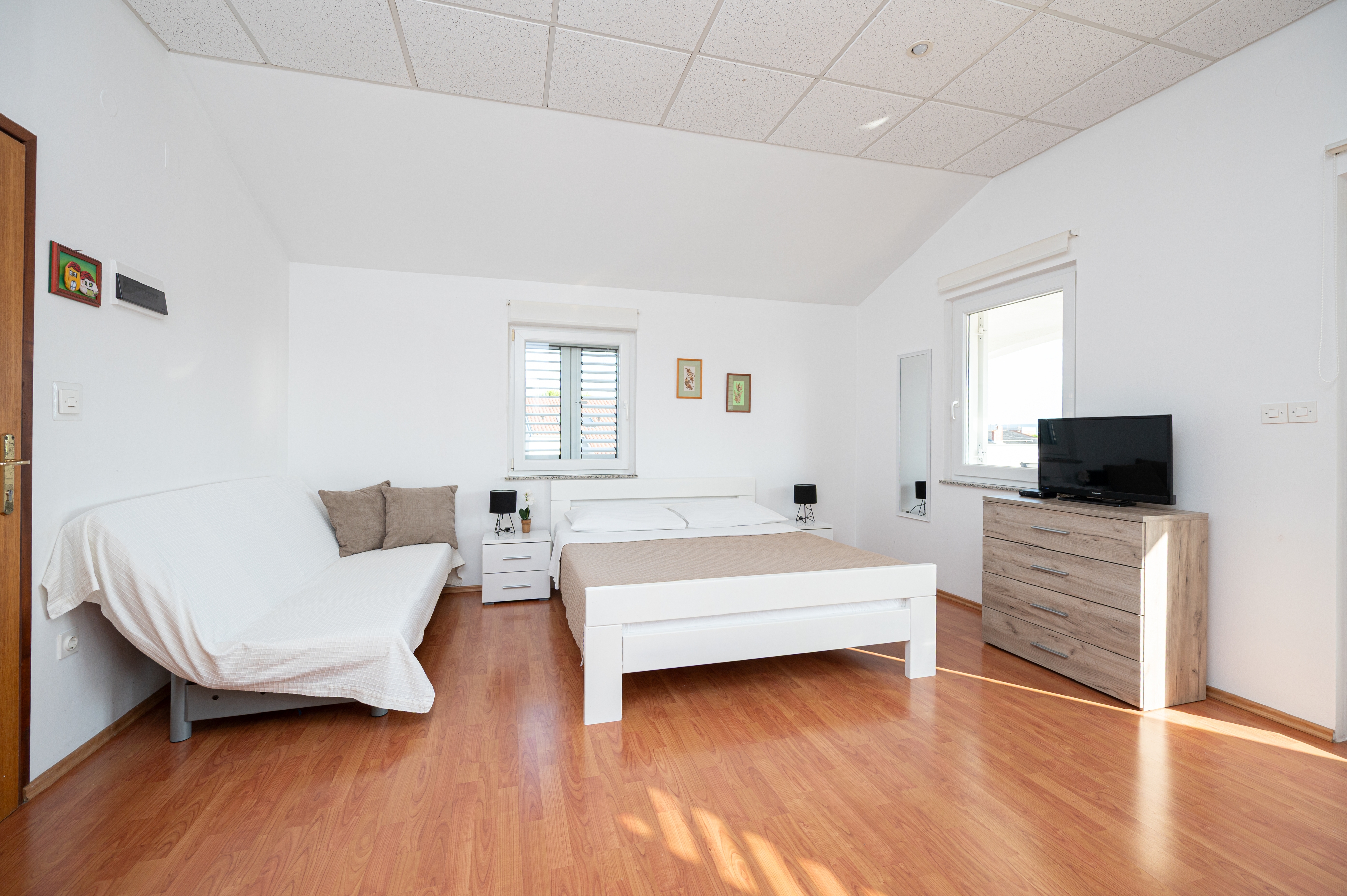 Studio flat with terrace and sea view Sukošan, Zadar (AS-6131-b) Studio flat with terrace and sea view Sukošan, Zadar (AS-6131-b)