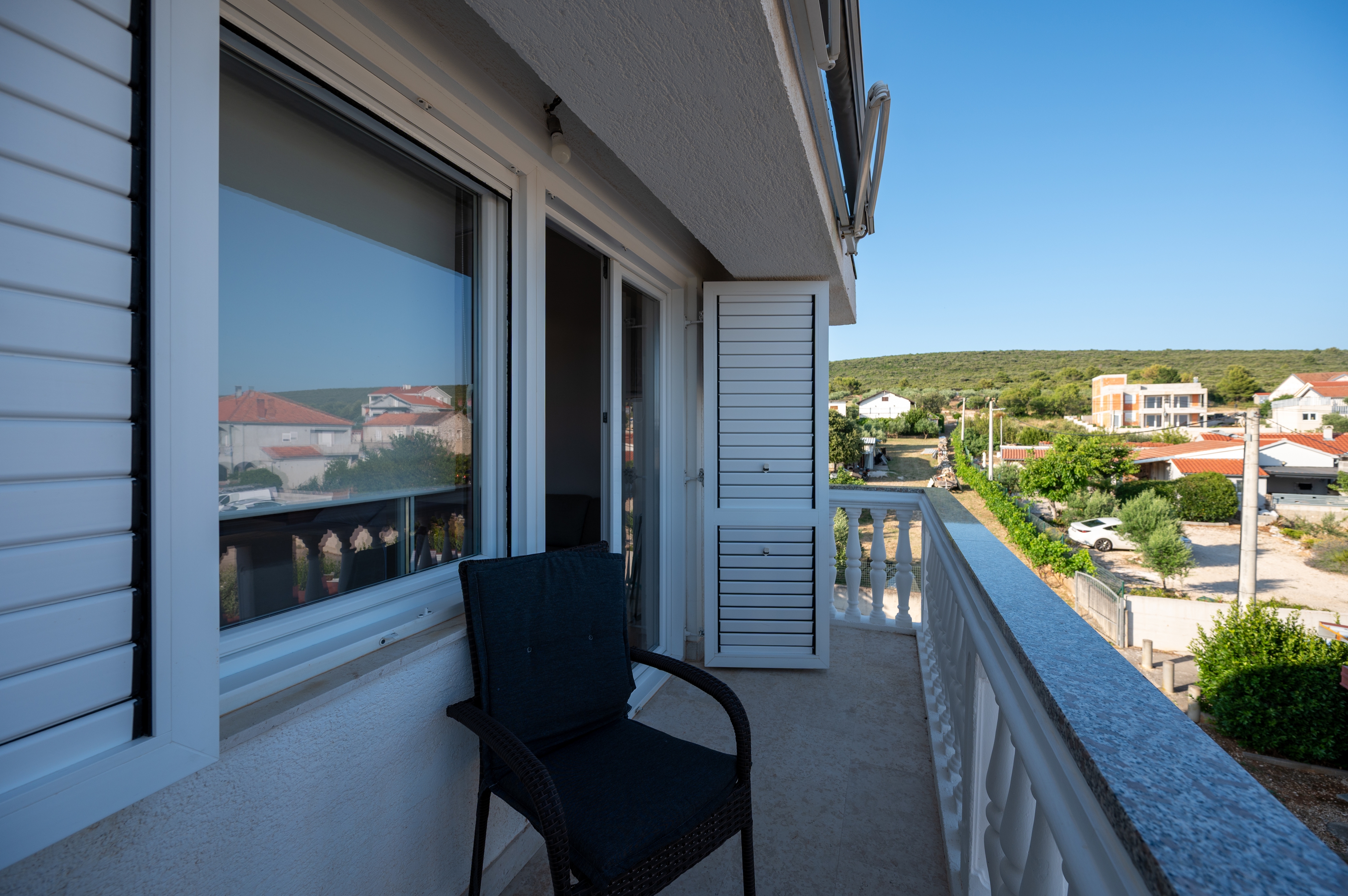 Studio flat with balcony and sea view Sukošan, Zadar  AS-c