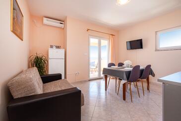 Posedarje, Comedor in the apartment, air condition available y WiFi.