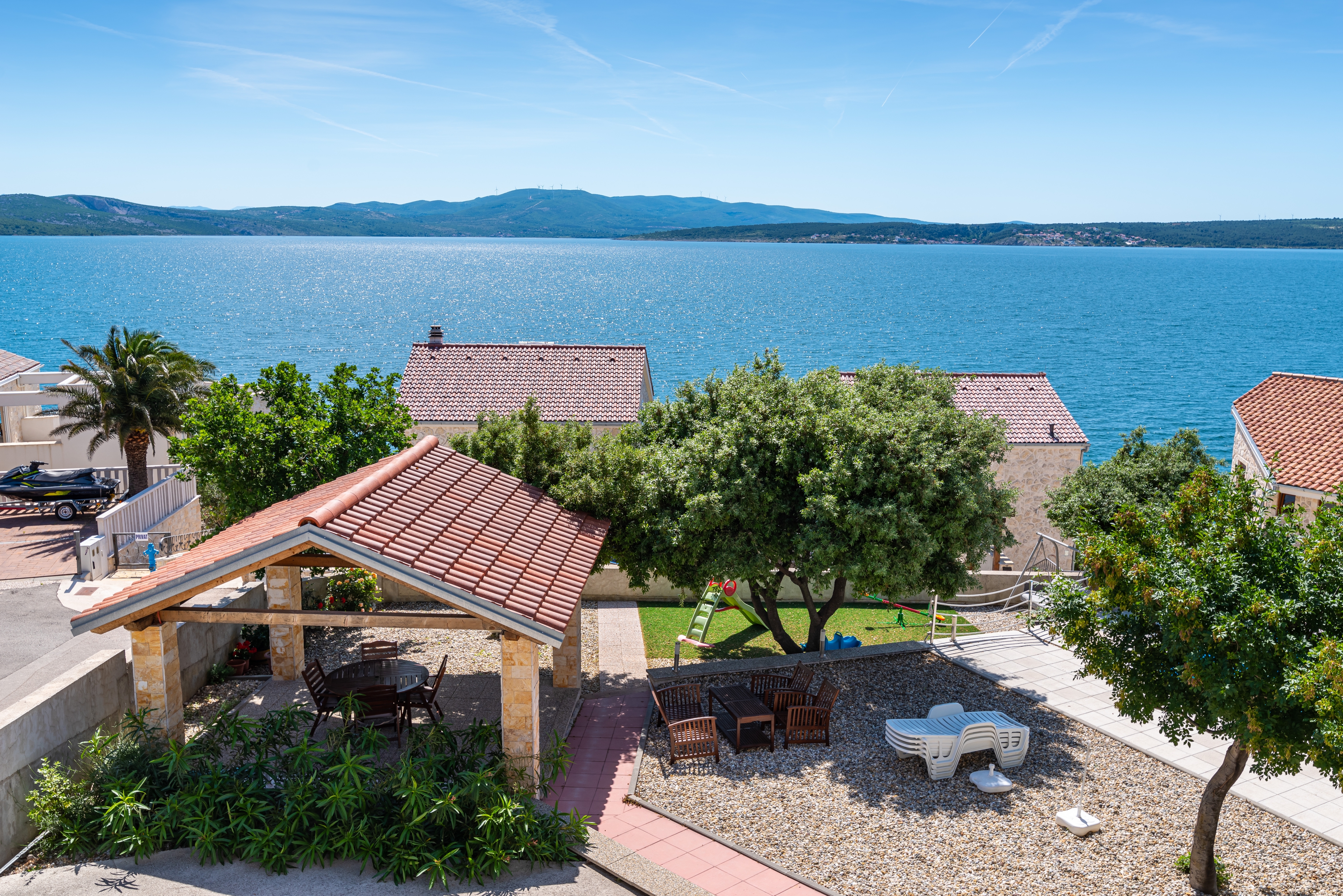 Two bedroom apartment with terrace and sea view Posedarje, Novigrad  A-b