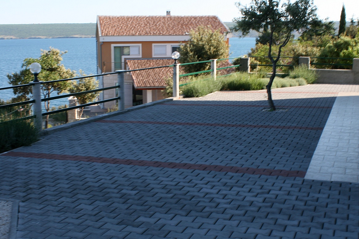 Two bedroom apartment with terrace and sea view Posedarje, Novigrad  A-b