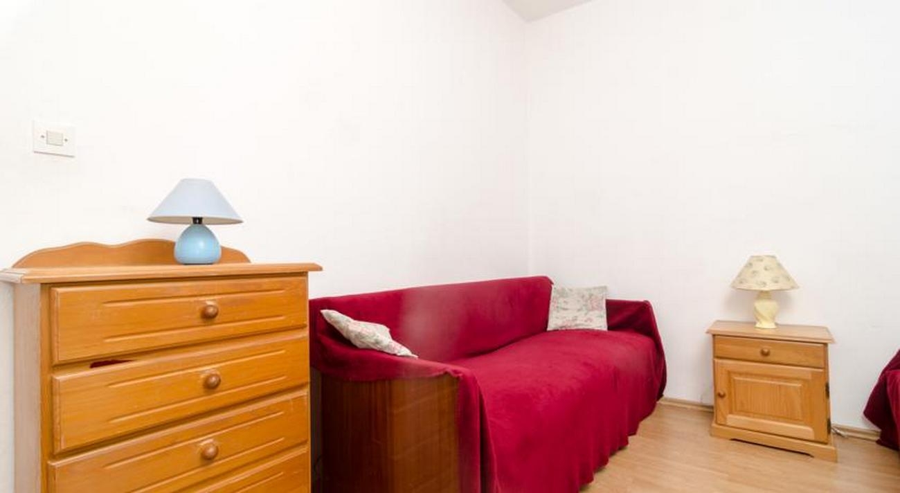 Comfortable and spacious apartment near beach Prožurska Luka, Mljet  A-a