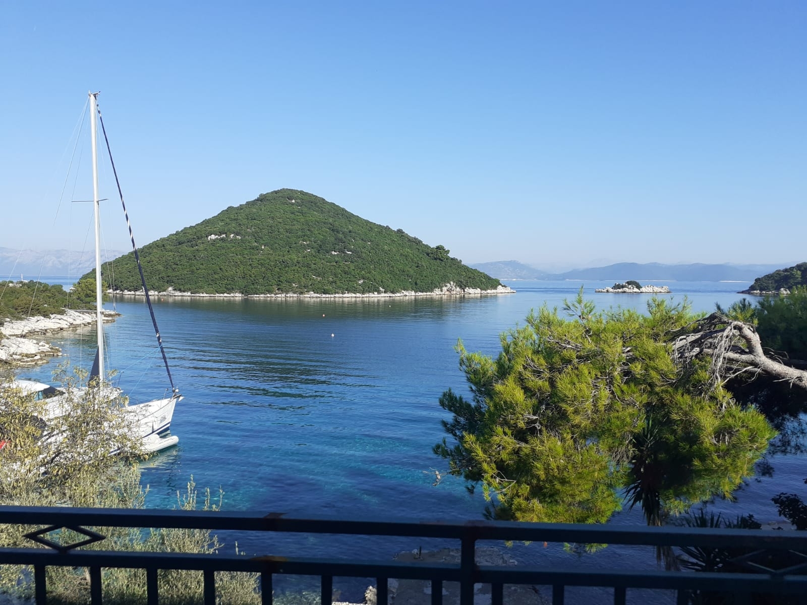 One bedroom apartment near beach Prožurska Luka, Mljet (A-617-b) One bedroom apartment near beach Prožurska Luka, Mljet (A-617-b)