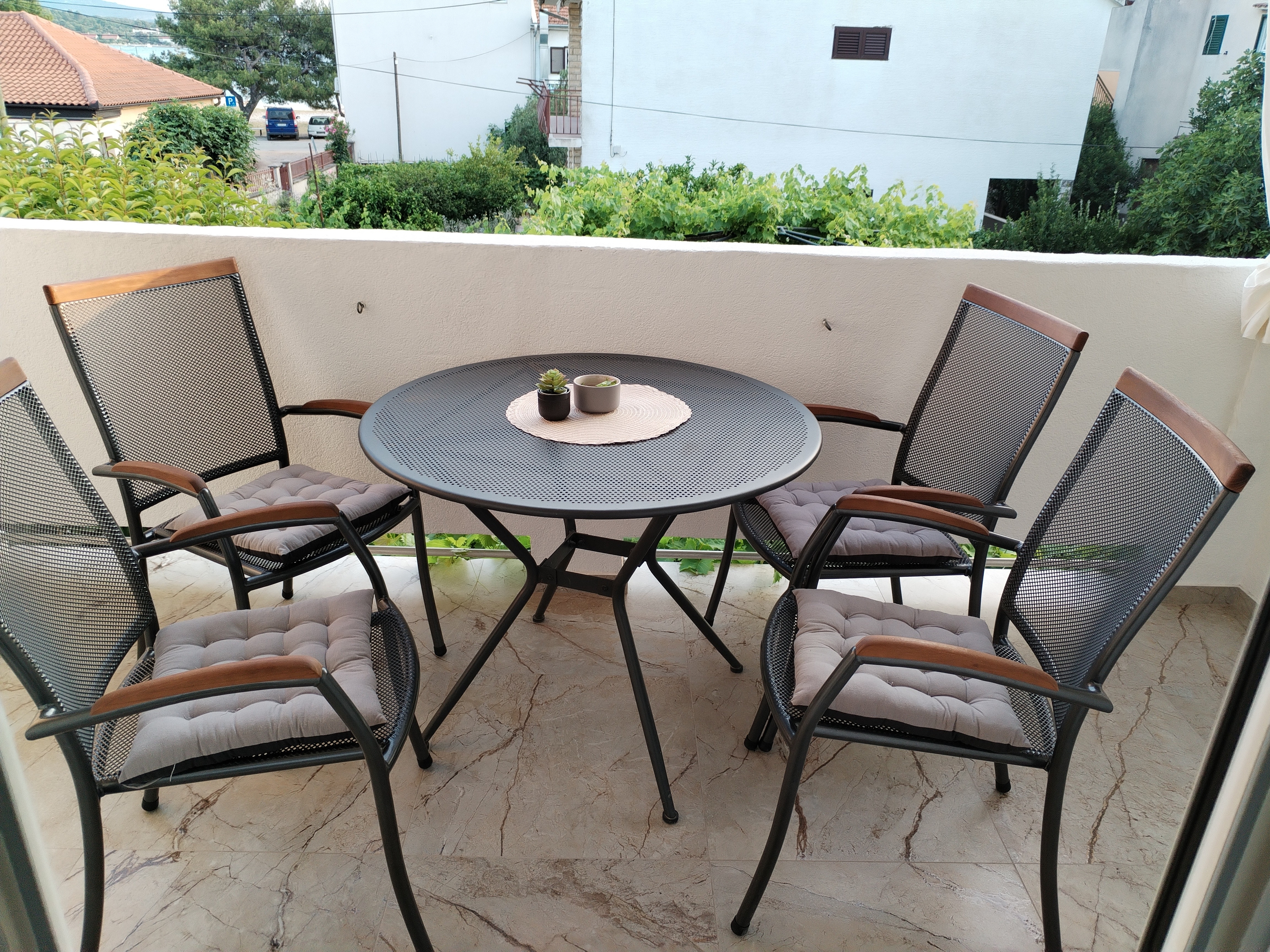 Two bedroom apartment with terrace and sea view Turanj, Biograd (A-6177-a)