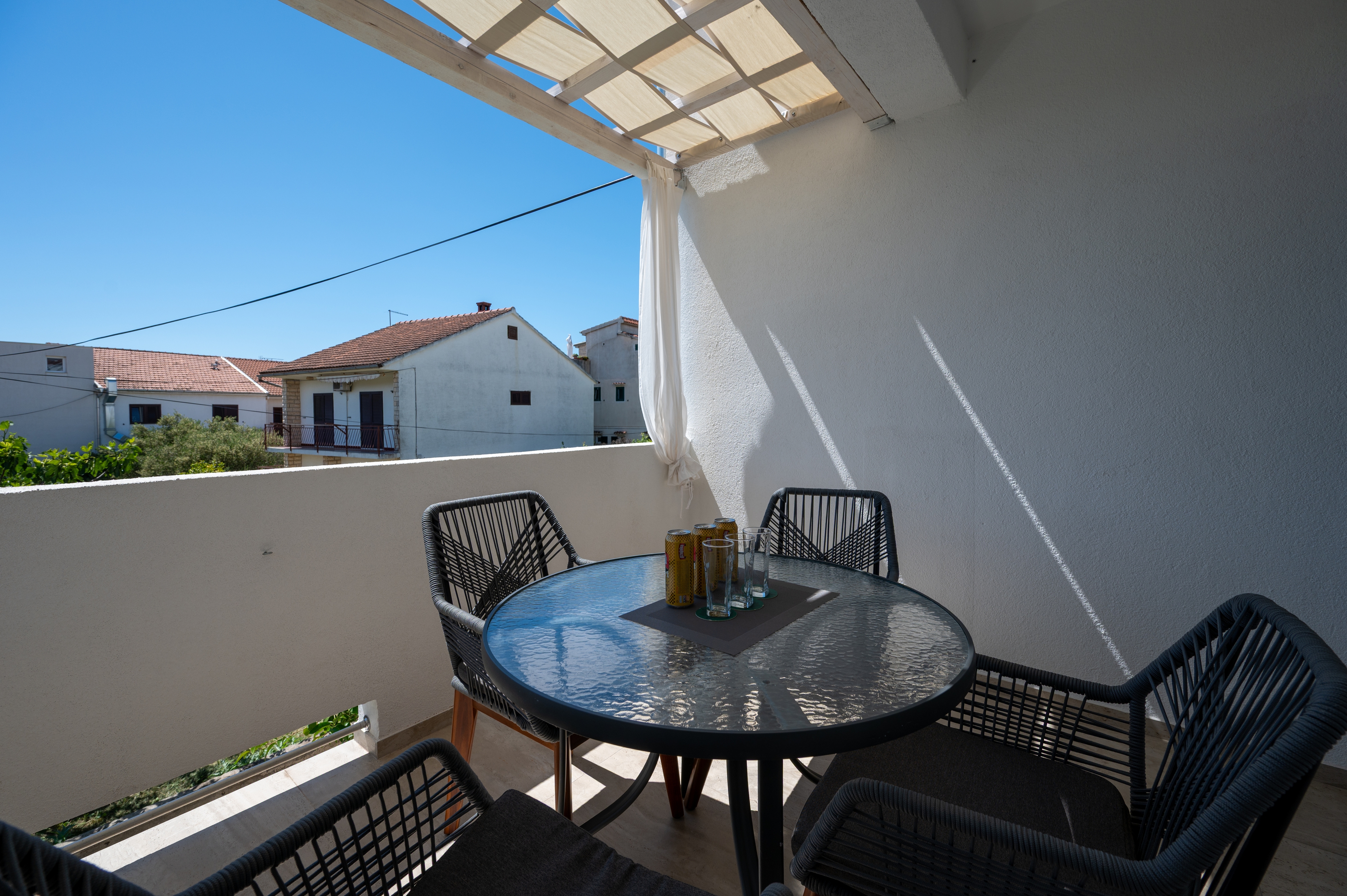 One bedroom apartment with balcony and sea view Turanj, Biograd  A-b