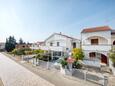 Společná terasa - pohled Vodice, Společná terasa - pohled v ubytování typu studio-apartment, WiFi.