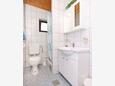 Vodice, Bathroom in the apartment, WiFi.