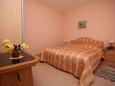 Спальня 4 Privlaka, Спальня 4 в размещении типа apartment, WiFi.