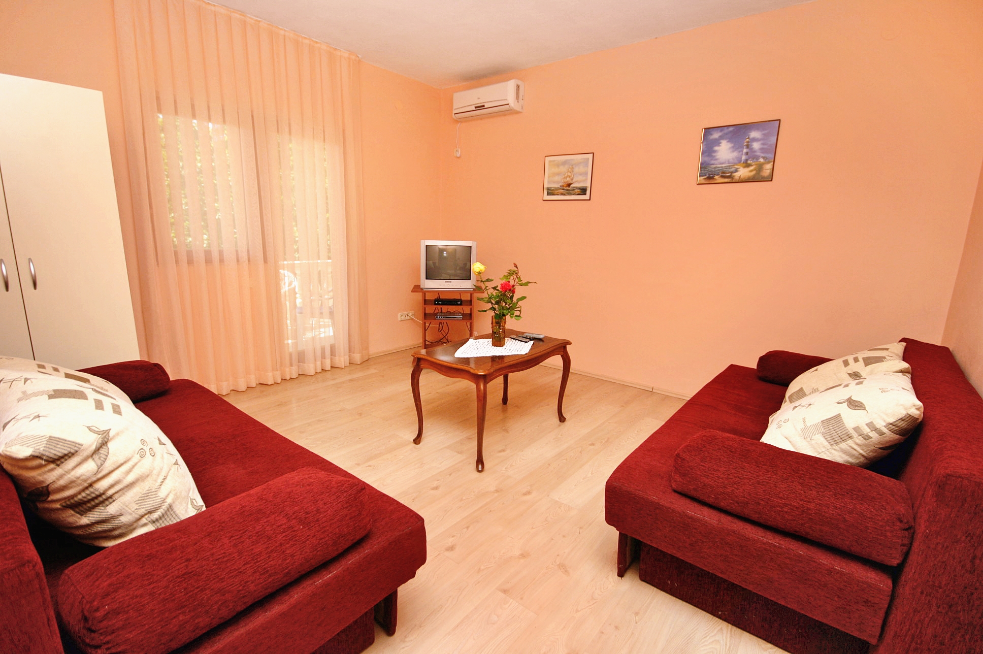 One bedroom apartment with terrace Rovanjska, Paklenica (A-6209-a)