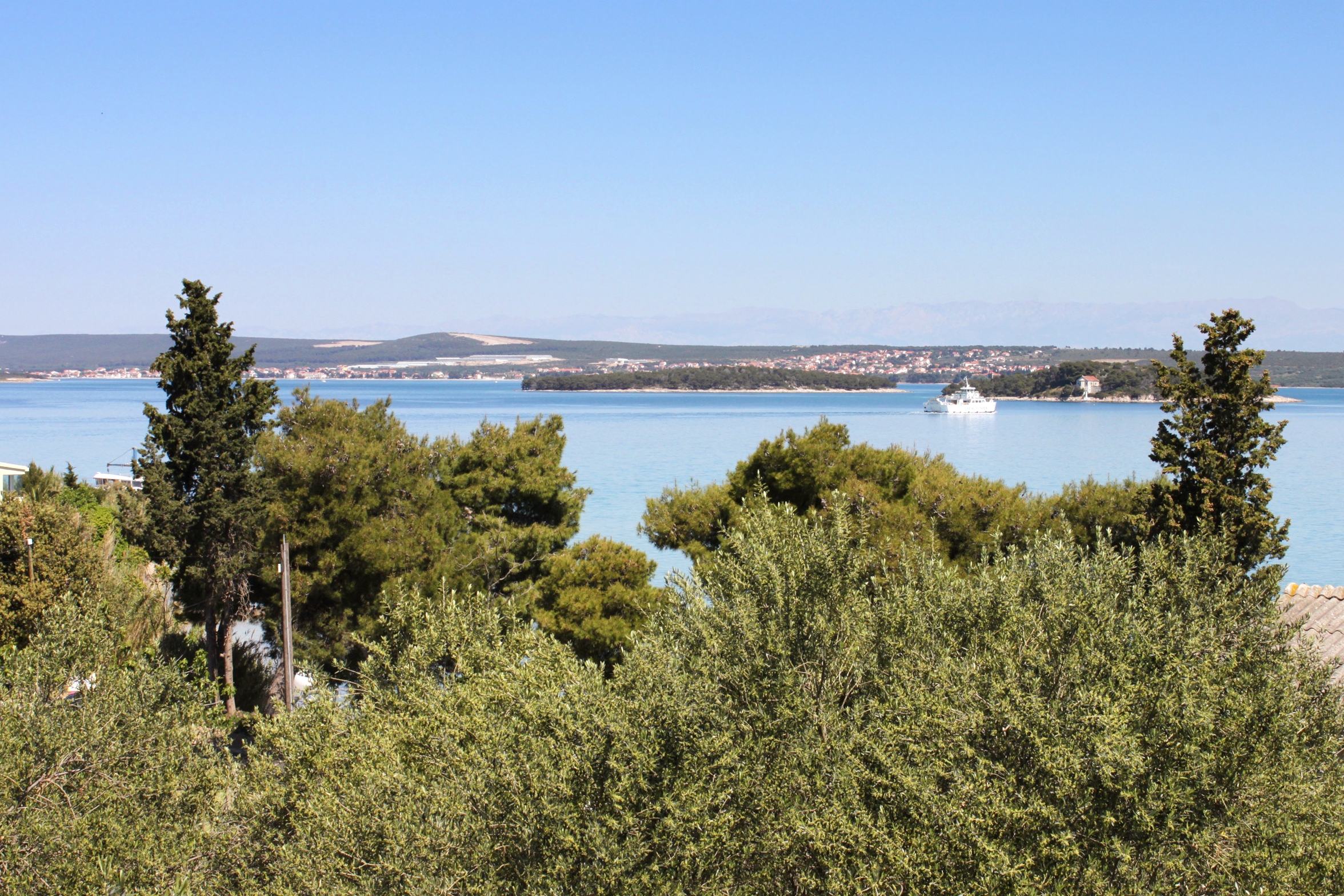 One bedroom apartment with terrace and sea view Tkon, Pašman  A-b