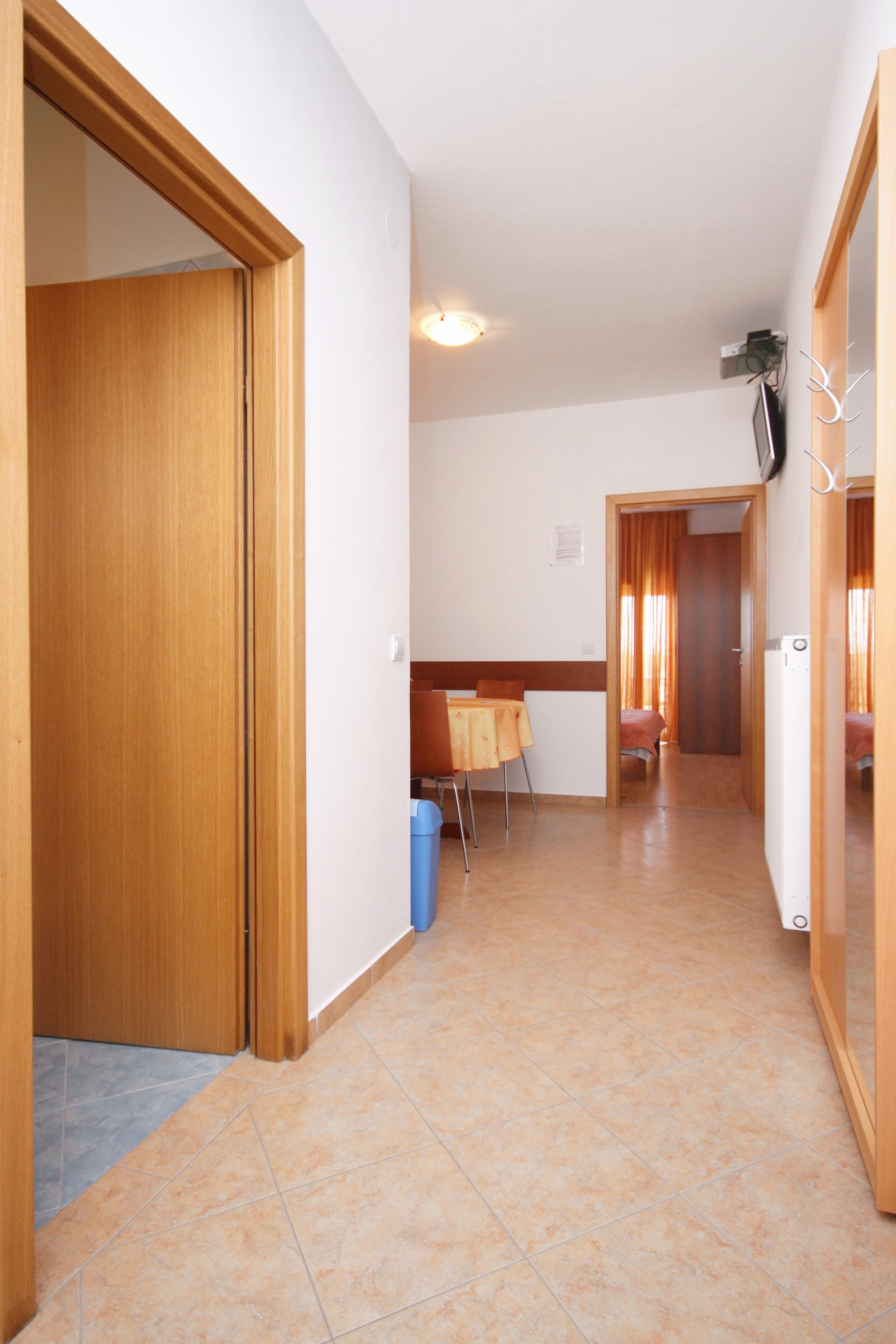 One bedroom apartment with terrace and sea view Tkon, Pašman  A-b