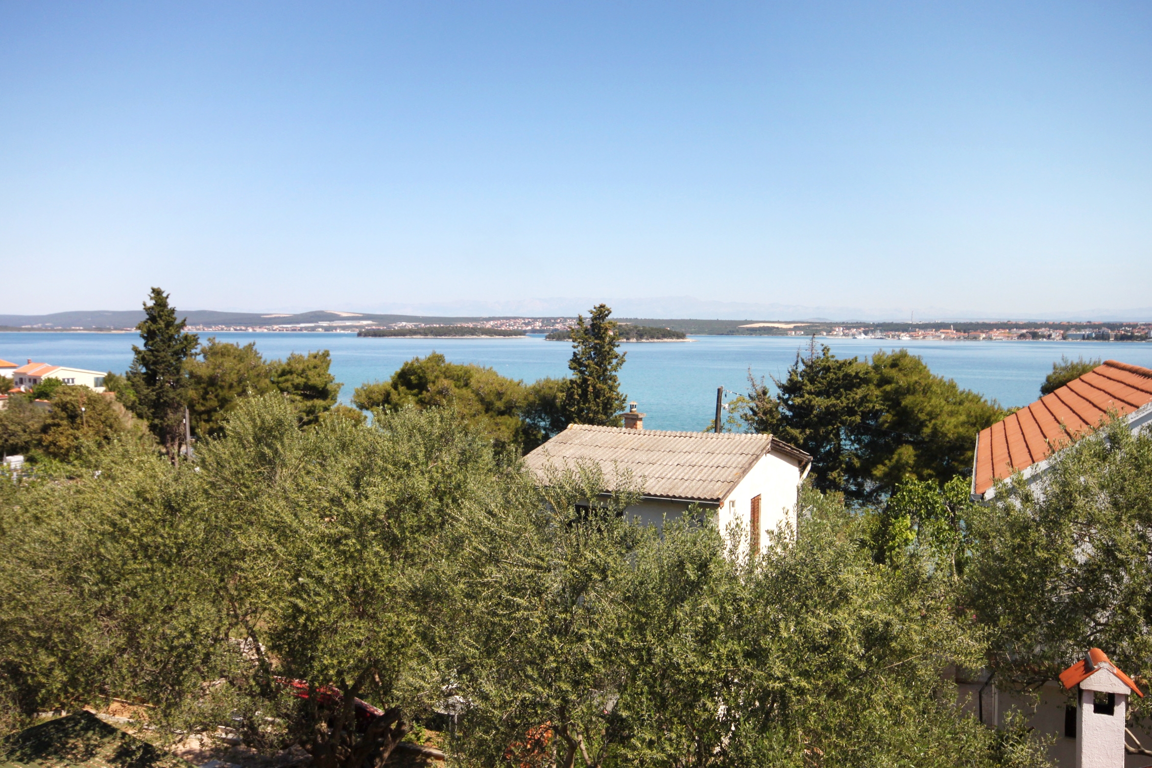 One bedroom apartment with terrace and sea view Tkon, Pašman  A-b