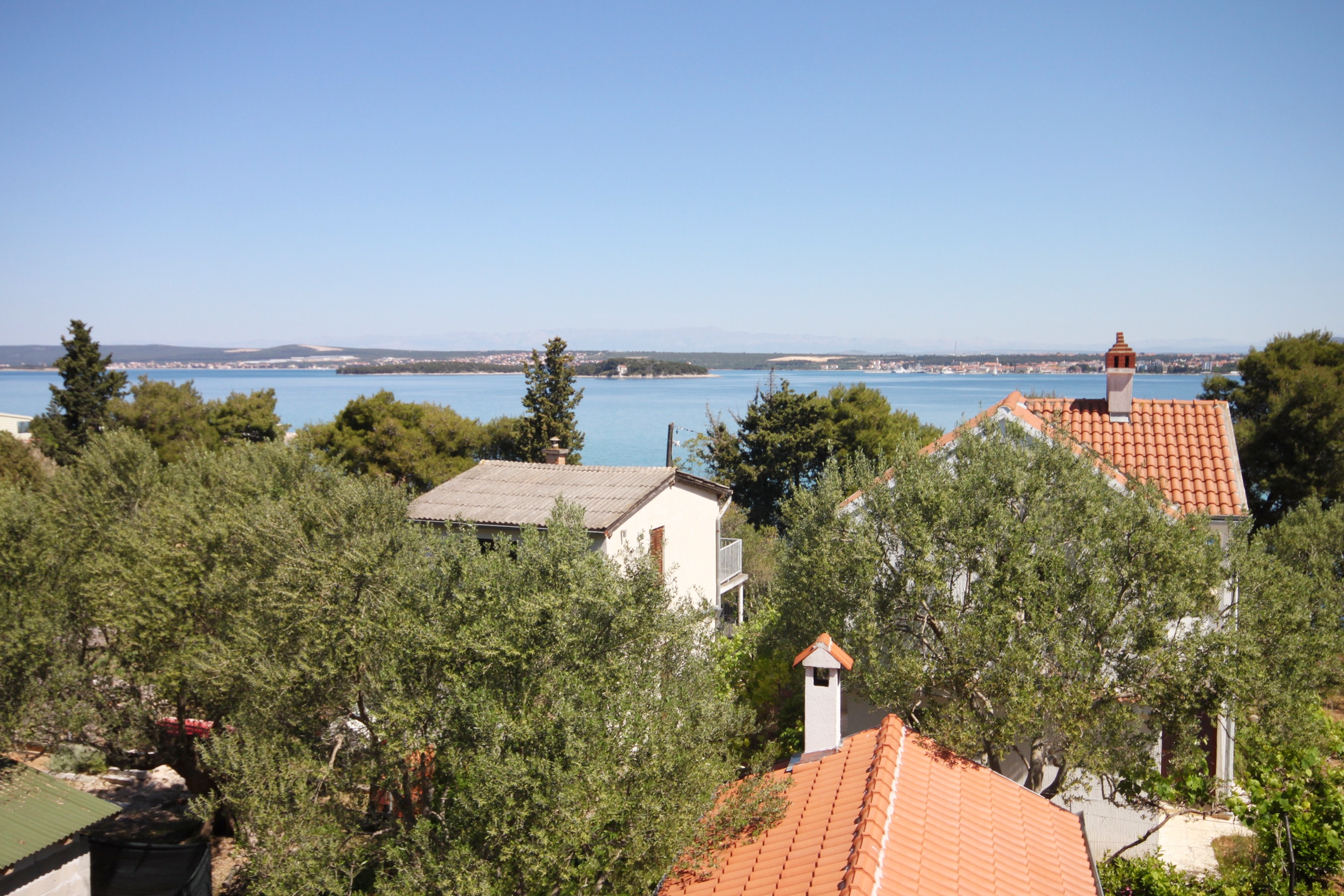 One bedroom apartment with terrace and sea view Tkon, Pašman  A-c