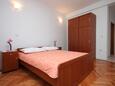 Tkon, Ložnice v ubytování typu studio-apartment, WiFi.