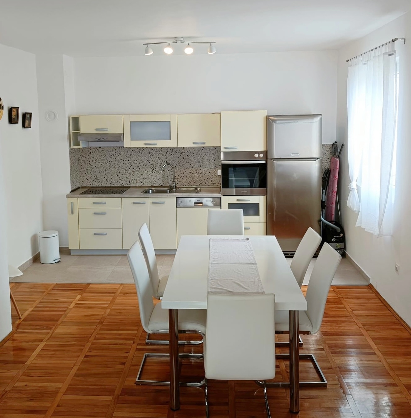 Two bedroom house with terrace Sukošan, Zadar (K-6218)