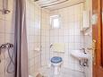 Biograd na Moru, Bathroom in the room, (pet friendly) and WiFi.